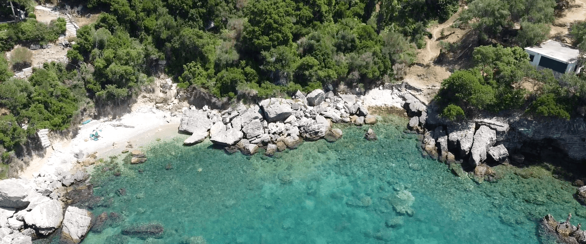 Polyos and Glyko Beachesimage as banner